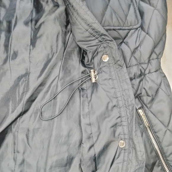Michael Kors Long Black Diamond Quilted Puffer Coat - Picture 11 of 11